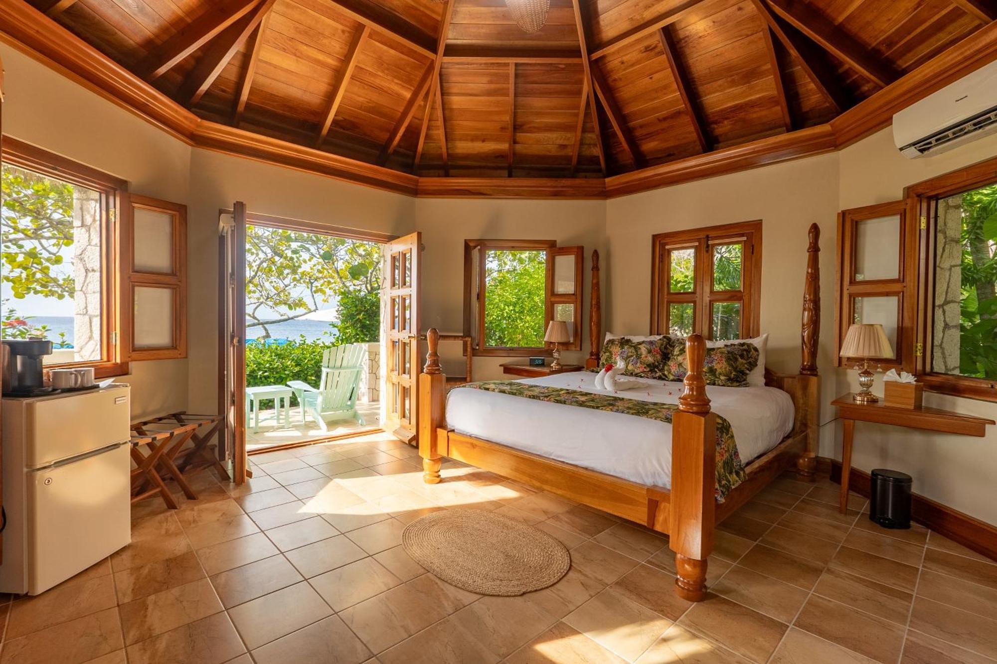 Ocean Cliff Hotel Negril Limited - Adults Only Стая снимка