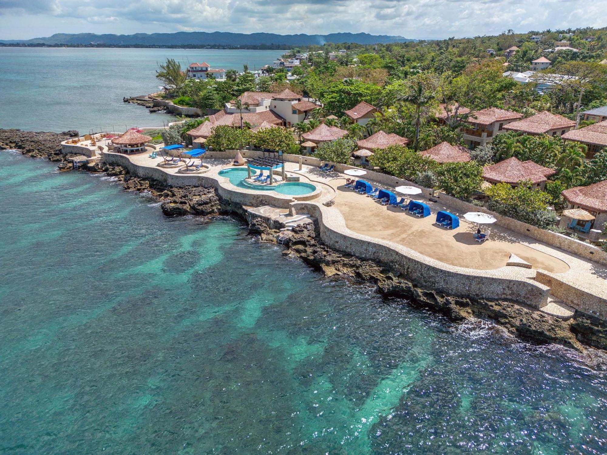 Ocean Cliff Hotel Negril Limited - Adults Only Екстериор снимка