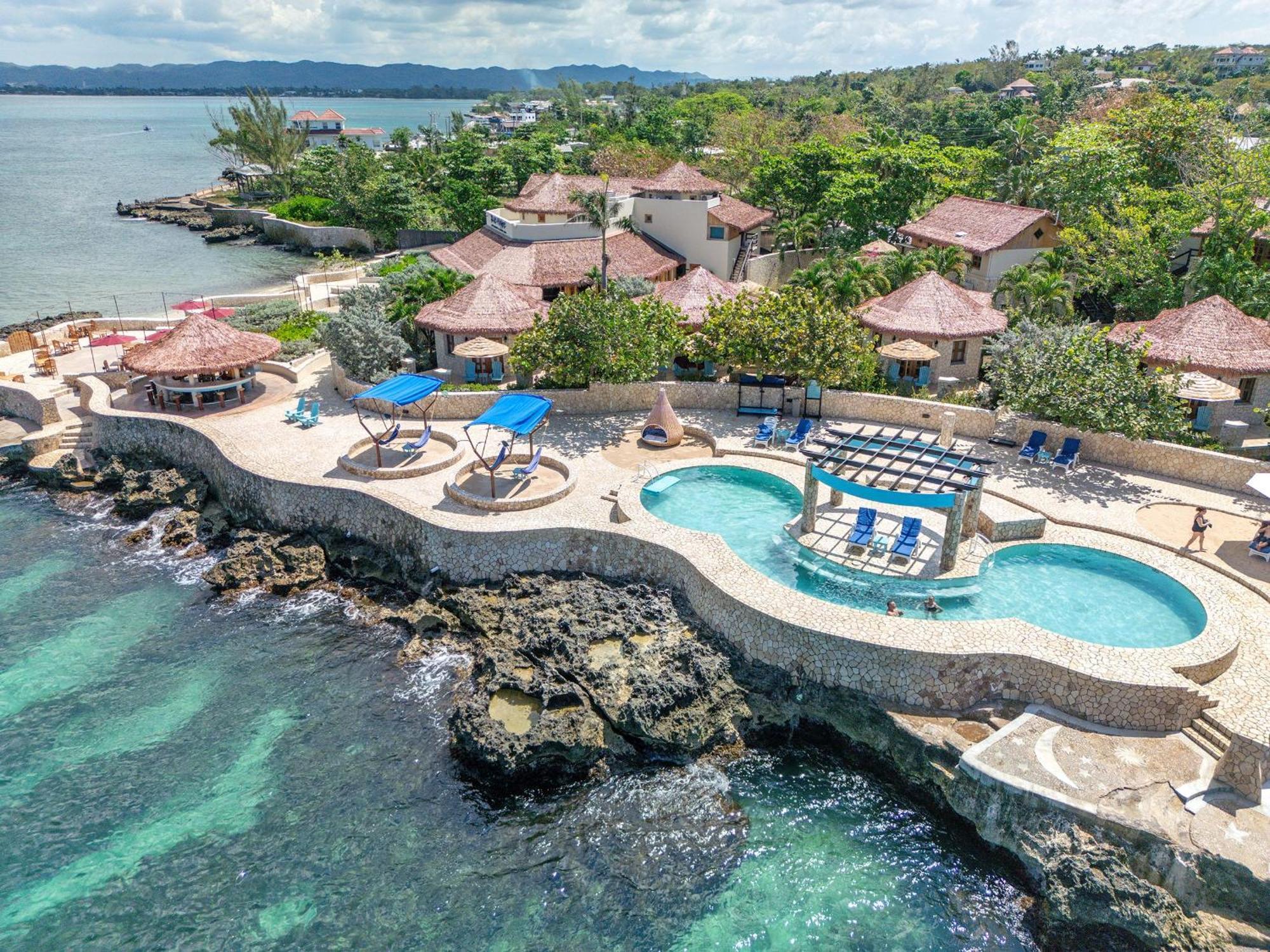 Ocean Cliff Hotel Negril Limited - Adults Only Екстериор снимка